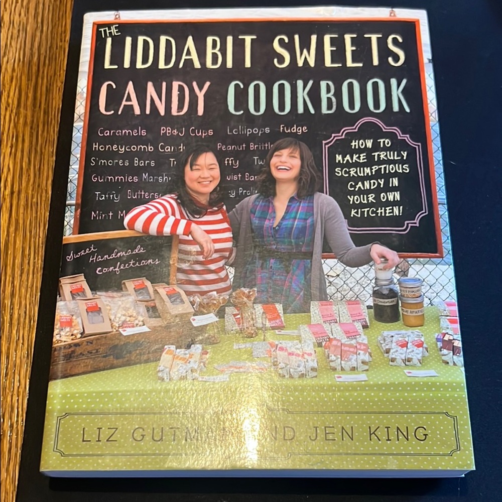 Candy Cookbook - Colorful Edition